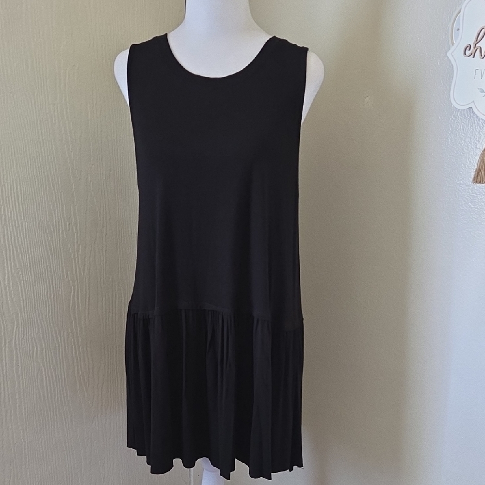 Zenana Premium Black Flowy Tunic